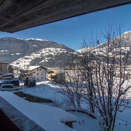 Beautiful Flat In Kaltenbach Near The Ski Area Apartment Екстериор снимка