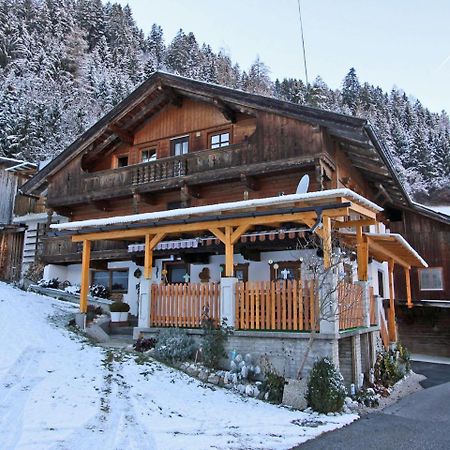 Beautiful Flat In Kaltenbach Near The Ski Area Екстериор снимка